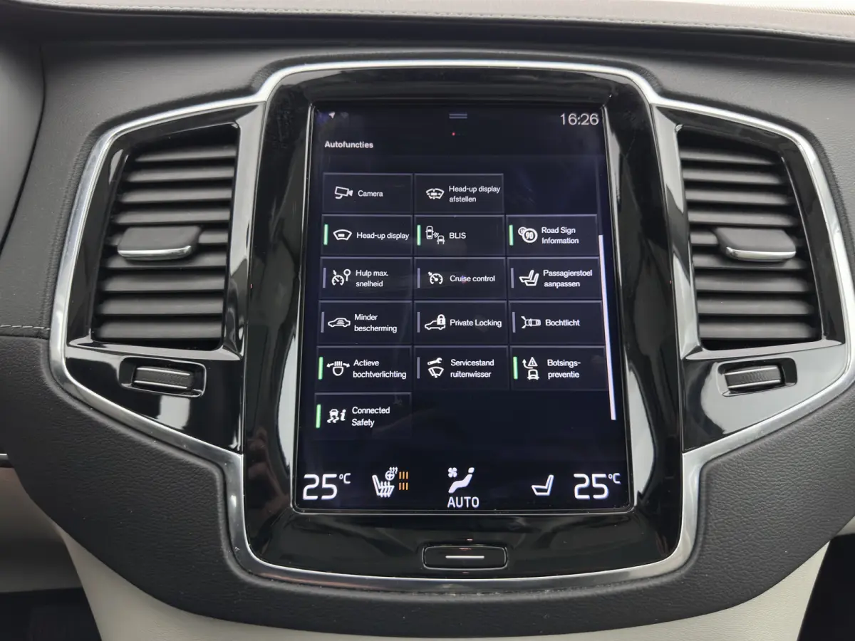 2.0 D5 AWD Inscription Aut. *PANO | LEATHER | FULL-LED | MEMORY-PACK | BLINDSPOT | KEYLESS | DIGI-COCKPIT | CAMERA | NAVI-FULLMAP | HEATED-CONTOURSEATS | TOWBAR |  HEAD-UP |  21''ALU*
