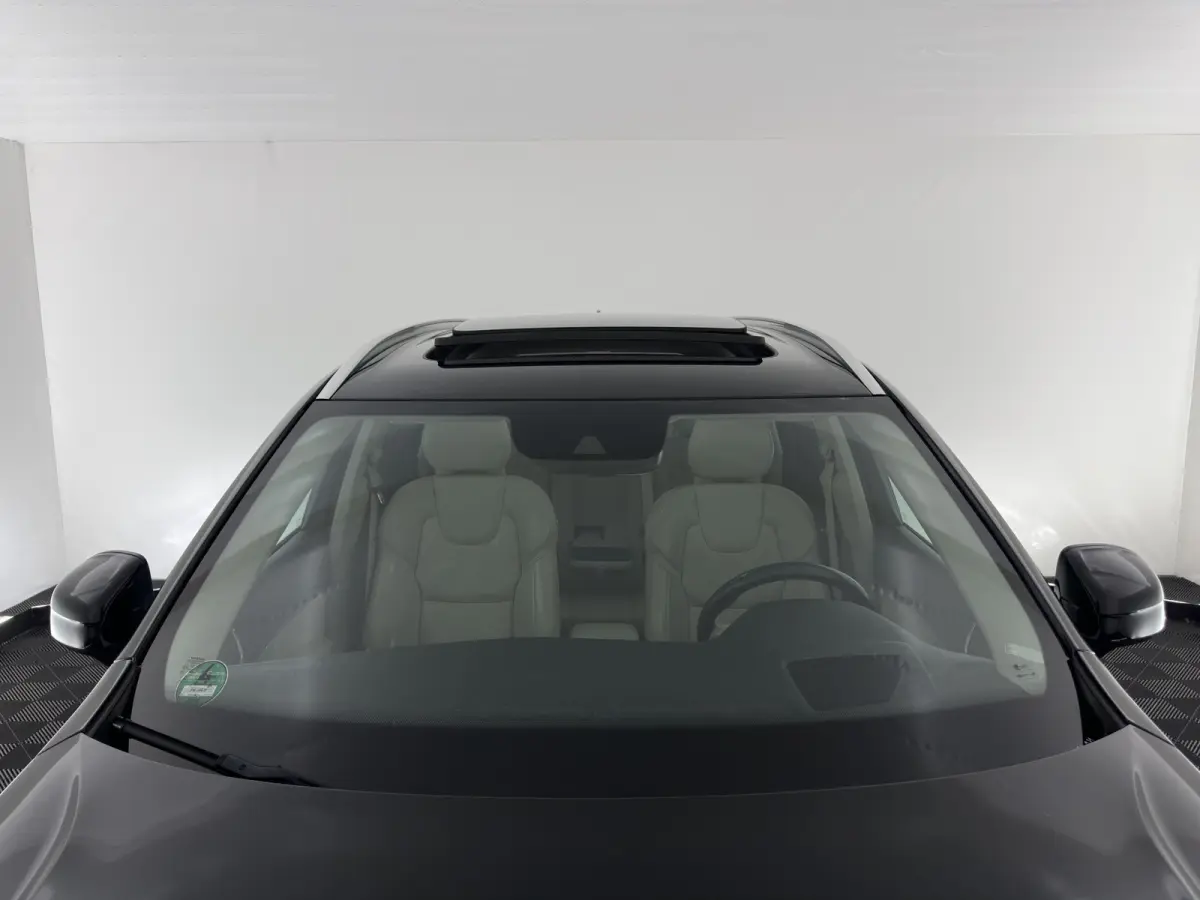 2.0 D5 AWD Inscription Aut. *PANO | LEATHER | FULL-LED | MEMORY-PACK | BLINDSPOT | KEYLESS | DIGI-COCKPIT | CAMERA | NAVI-FULLMAP | HEATED-CONTOURSEATS | TOWBAR |  HEAD-UP |  21''ALU*