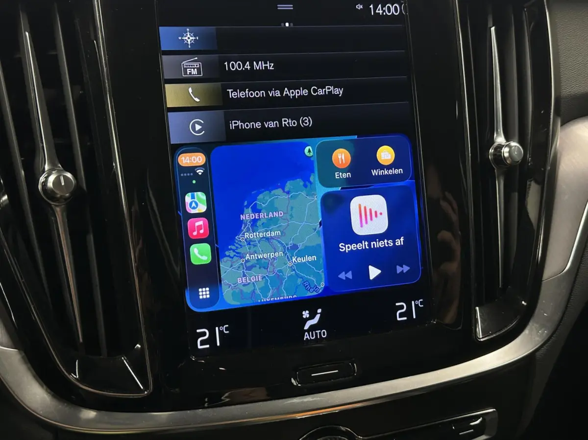 2.0 B3 Momentum Advantage|Carplay|Camera|Adaptieve Cruise|Trekhaak|NAP|