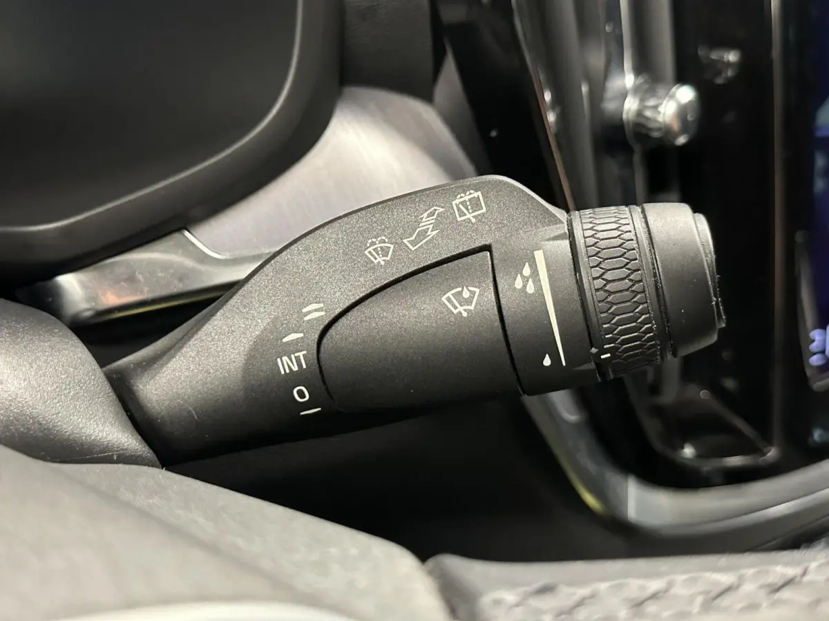 2.0 B3 Momentum Advantage|Carplay|Camera|Adaptieve Cruise|Trekhaak|NAP|