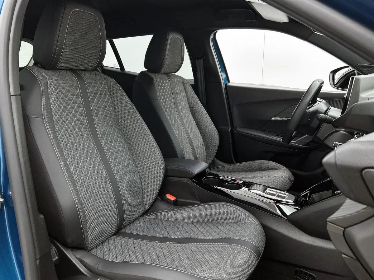 SUV Allure Hybrid 145pk Automaat | Navigatie | 360° Camera | Climate Control | Adaptieve Cruise Control | Parkeersensoren v+a | Keyless | Dodehoeksensor | Draadloze Apple Carplay / Android 