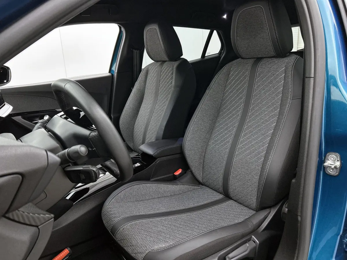 SUV Allure Hybrid 145pk Automaat | Navigatie | 360° Camera | Climate Control | Adaptieve Cruise Control | Parkeersensoren v+a | Keyless | Dodehoeksensor | Draadloze Apple Carplay / Android 