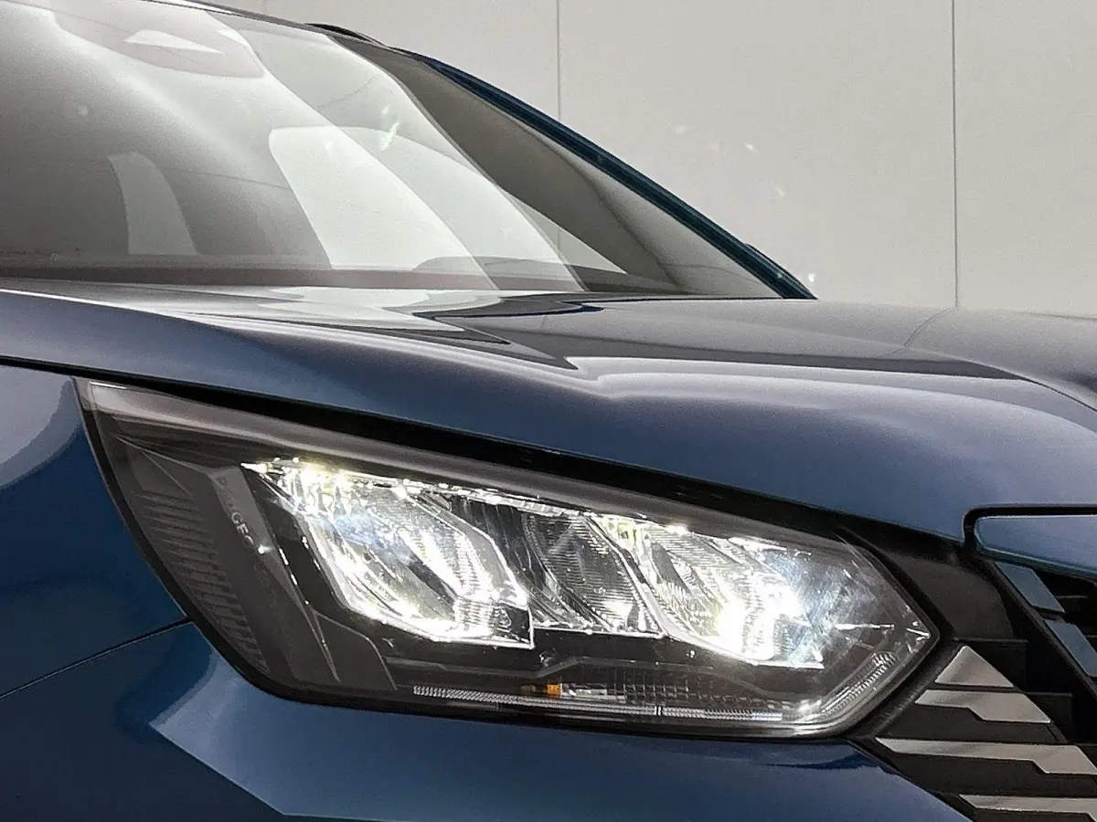 SUV Allure Hybrid 145pk Automaat | Navigatie | 360° Camera | Climate Control | Adaptieve Cruise Control | Parkeersensoren v+a | Keyless | Dodehoeksensor | Draadloze Apple Carplay / Android 