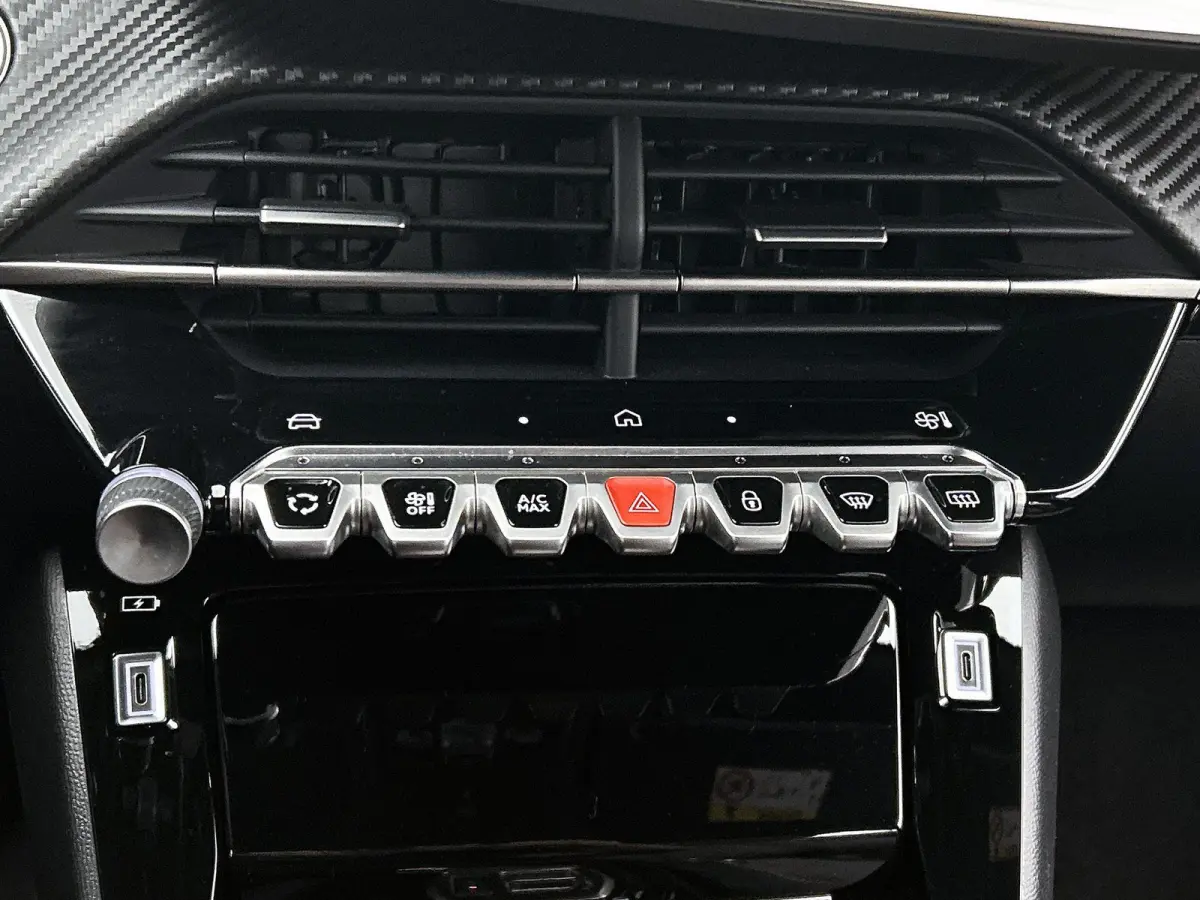 SUV Allure Hybrid 145pk Automaat | Navigatie | 360° Camera | Climate Control | Adaptieve Cruise Control | Parkeersensoren v+a | Keyless | Dodehoeksensor | Draadloze Apple Carplay / Android 