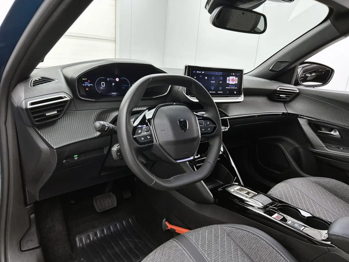 SUV Allure Hybrid 145pk Automaat | Navigatie | 360° Camera | Climate Control | Adaptieve Cruise Control | Parkeersensoren v+a | Keyless | Dodehoeksensor | Draadloze Apple Carplay / Android 