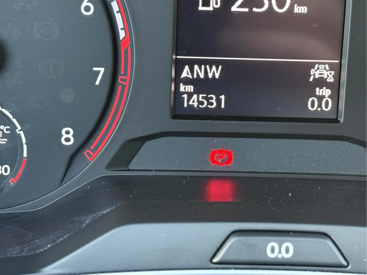1.0 TSI Style slechts 14531 km, Navi, App Connect, 17''Lmv