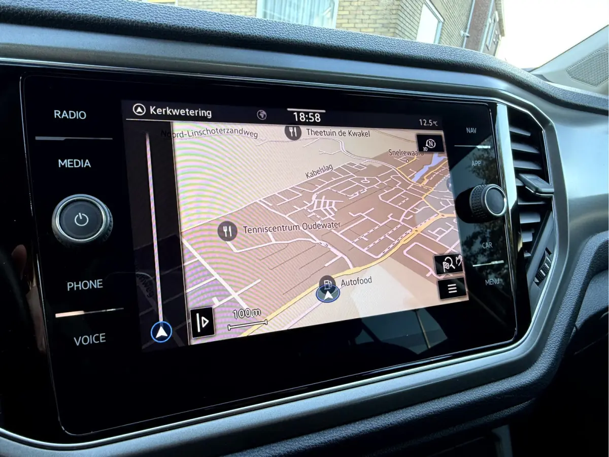 1.0 TSI Style slechts 14531 km, Navi, App Connect, 17''Lmv