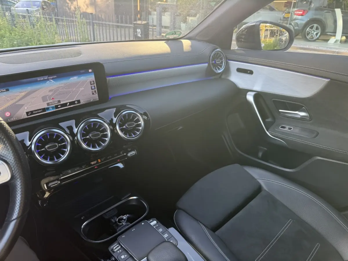 250 e AMG Line I Edition I Night Pakket I Camera I Ambiente I Dealer onderhouden!