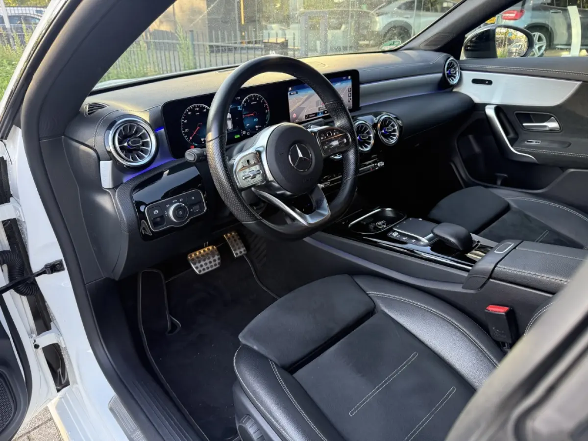 250 e AMG Line I Edition I Night Pakket I Camera I Ambiente I Dealer onderhouden!