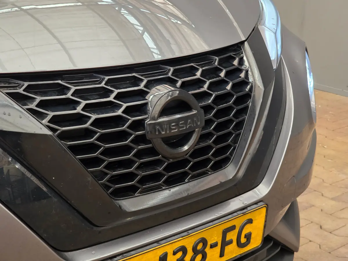 1.0 DIG-T Premiere Edition Stoelverwarming | Camera | Navigatie | 19" Lichtmetaal | Climate Control | Parkeersensoren Rondom | Keyless | Achteruitrijcamera | Afwijkende dakkleur | Airco (aut