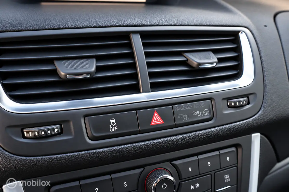 1.6 CDTi Innovation | Start&Stop | Cam | AC | NAV
