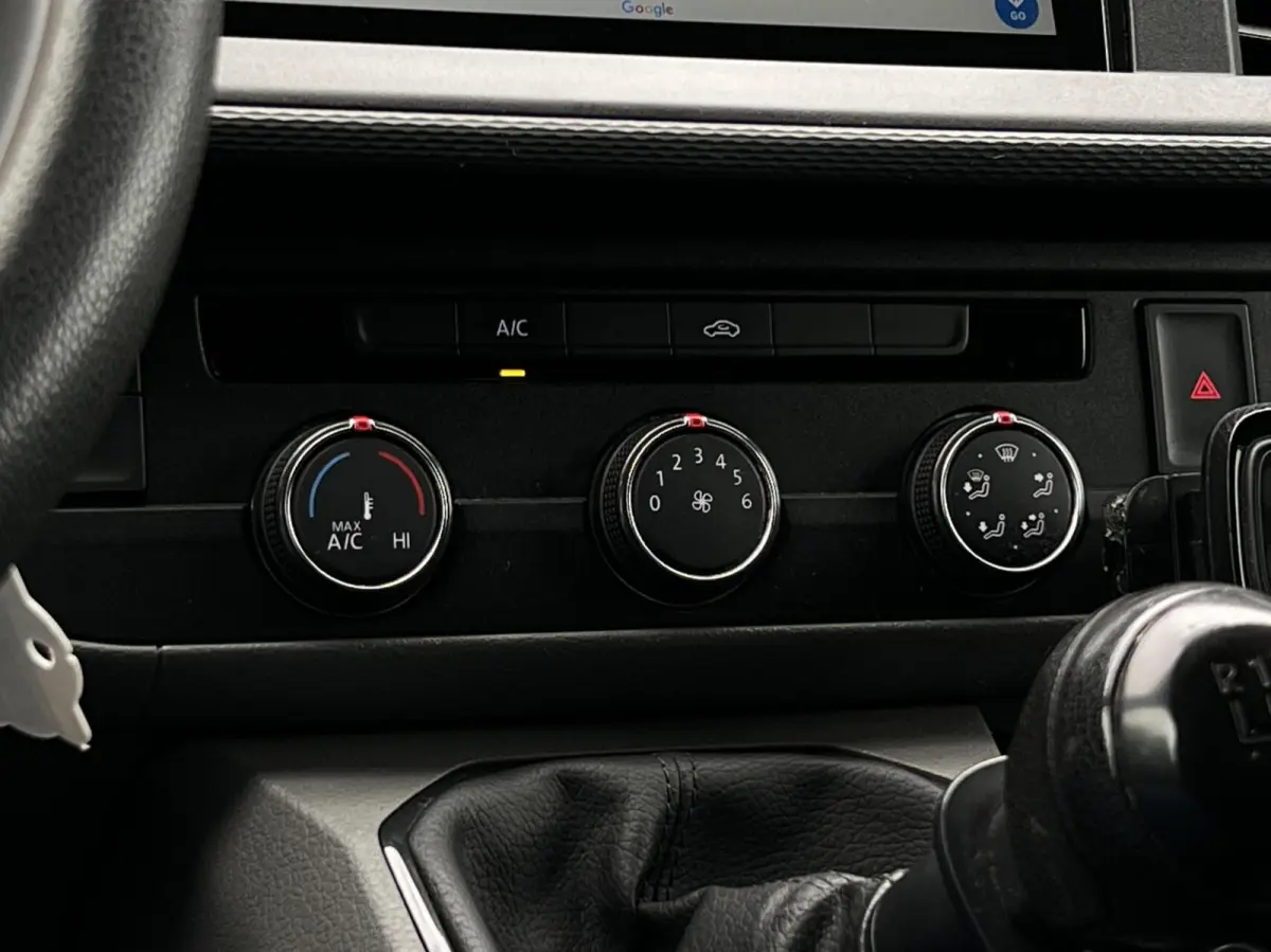 2.0 TDI L1H1 26 Economy Business, EURO 6, NL AUTO, NAP LOGISCH, 3-PERSOONS, NAVIGATIE, AIRCO, CRUISE CONTROL, IMPERIAAL, ELEKTRISCHE RAMEN