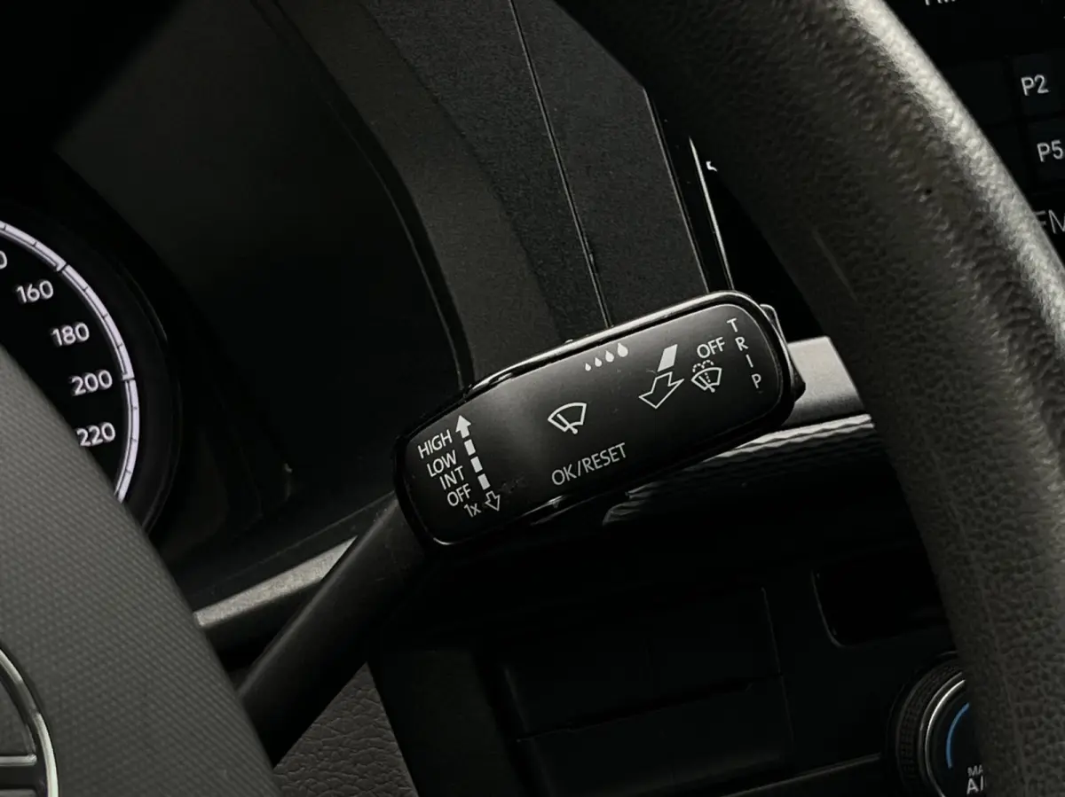 2.0 TDI L1H1 26 Economy Business, EURO 6, NL AUTO, NAP LOGISCH, 3-PERSOONS, NAVIGATIE, AIRCO, CRUISE CONTROL, IMPERIAAL, ELEKTRISCHE RAMEN