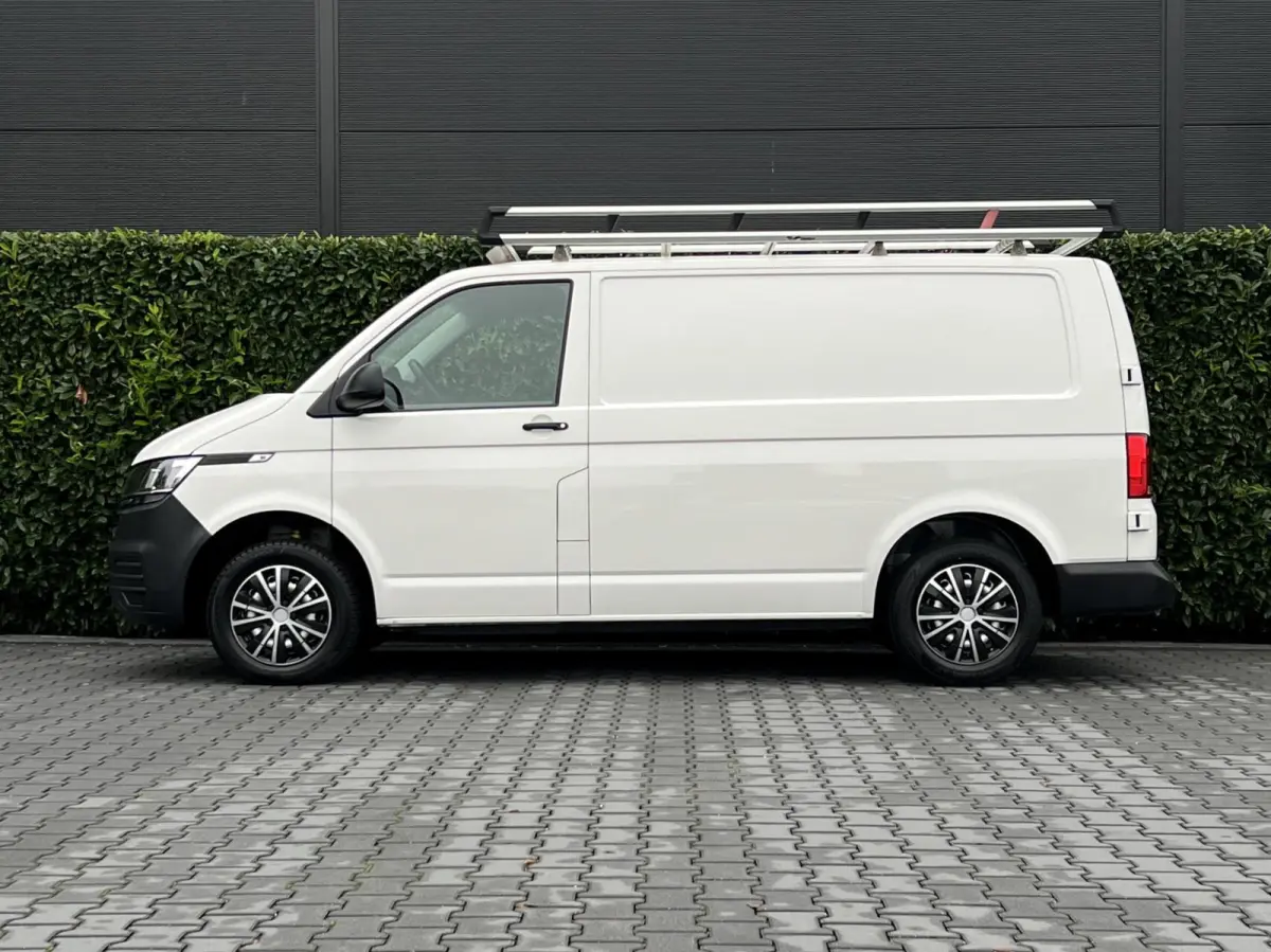 2.0 TDI L1H1 26 Economy Business, EURO 6, NL AUTO, NAP LOGISCH, 3-PERSOONS, NAVIGATIE, AIRCO, CRUISE CONTROL, IMPERIAAL, ELEKTRISCHE RAMEN