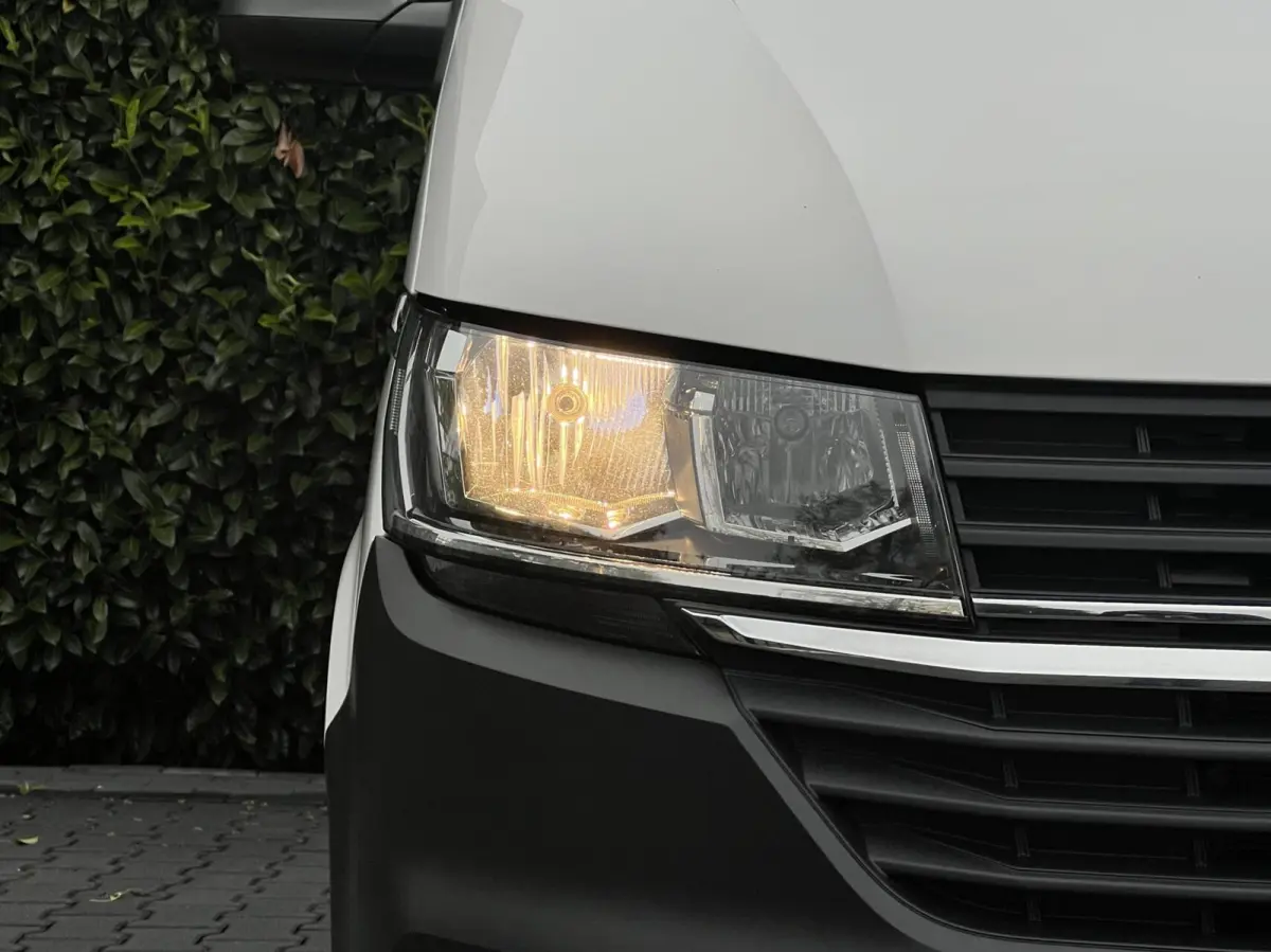 2.0 TDI L1H1 26 Economy Business, EURO 6, NL AUTO, NAP LOGISCH, 3-PERSOONS, NAVIGATIE, AIRCO, CRUISE CONTROL, IMPERIAAL, ELEKTRISCHE RAMEN