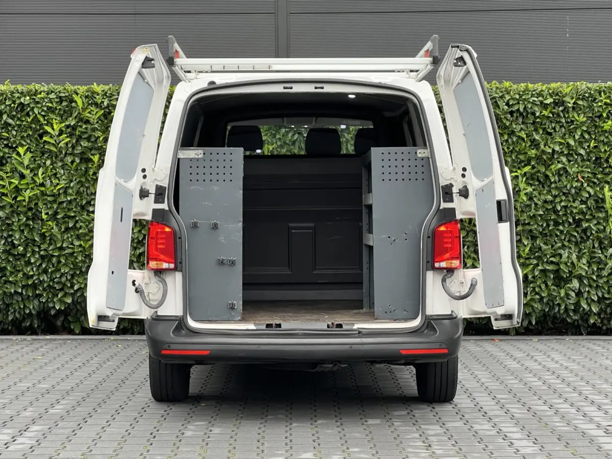 2.0 TDI L1H1 26 Economy Business, EURO 6, NL AUTO, NAP LOGISCH, 3-PERSOONS, NAVIGATIE, AIRCO, CRUISE CONTROL, IMPERIAAL, ELEKTRISCHE RAMEN