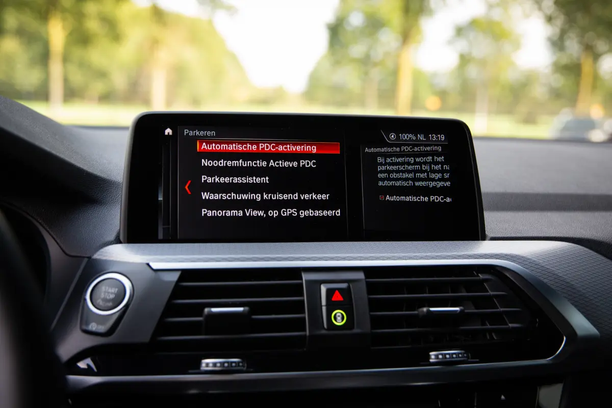 xDrive20i High Executive M-Sport , Head-up Display, Leder, Memory, 360-camera