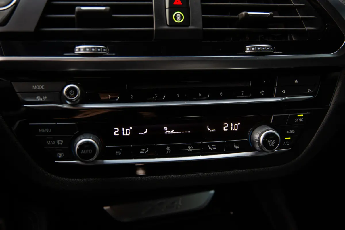 xDrive20i High Executive M-Sport , Head-up Display, Leder, Memory, 360-camera