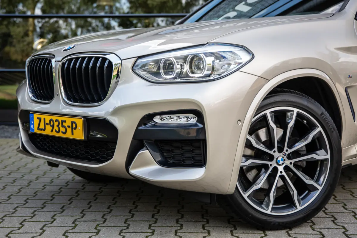 xDrive20i High Executive M-Sport , Head-up Display, Leder, Memory, 360-camera