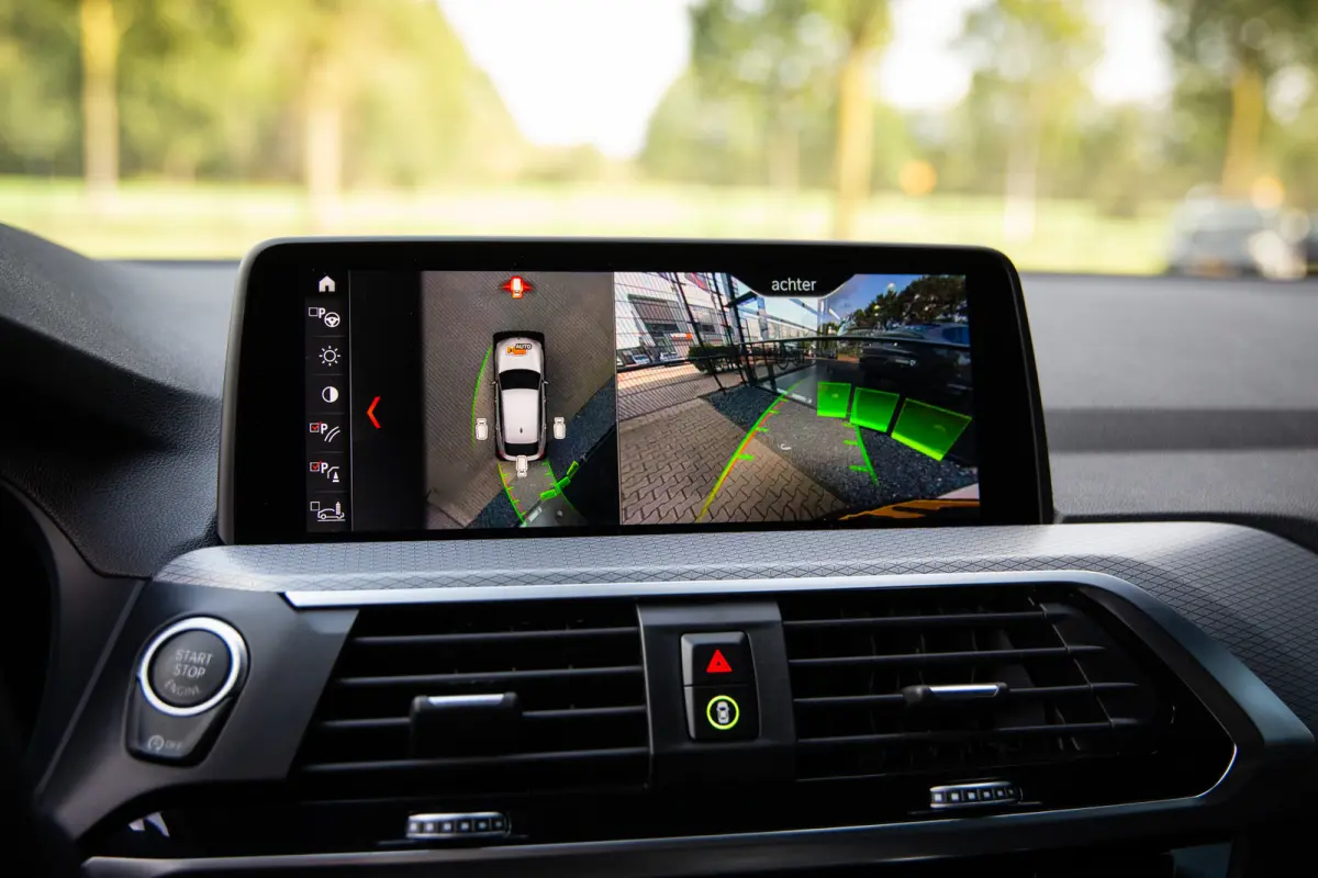xDrive20i High Executive M-Sport , Head-up Display, Leder, Memory, 360-camera