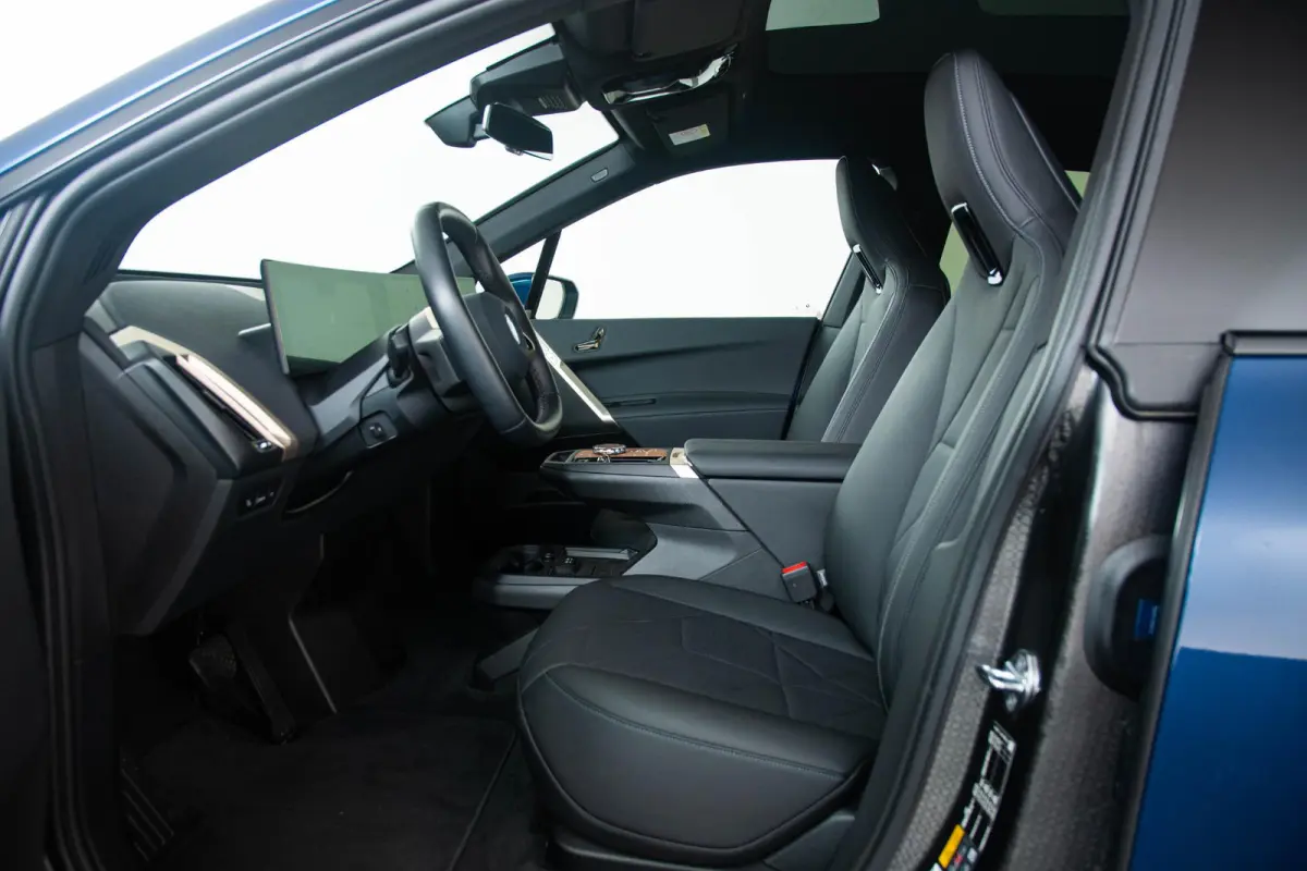 xDrive40 Excellence 77 kWh Trekhaak - Panoramadak - Driving Assistant Professional - Harman Kardon - Getinte Ruiten - Clear&Bold' kristalelementen - Warmte Comfortpakket voor en achter -