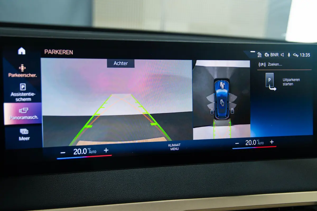 xDrive40 Excellence 77 kWh Trekhaak - Panoramadak - Driving Assistant Professional - Harman Kardon - Getinte Ruiten - Clear&Bold' kristalelementen - Warmte Comfortpakket voor en achter -