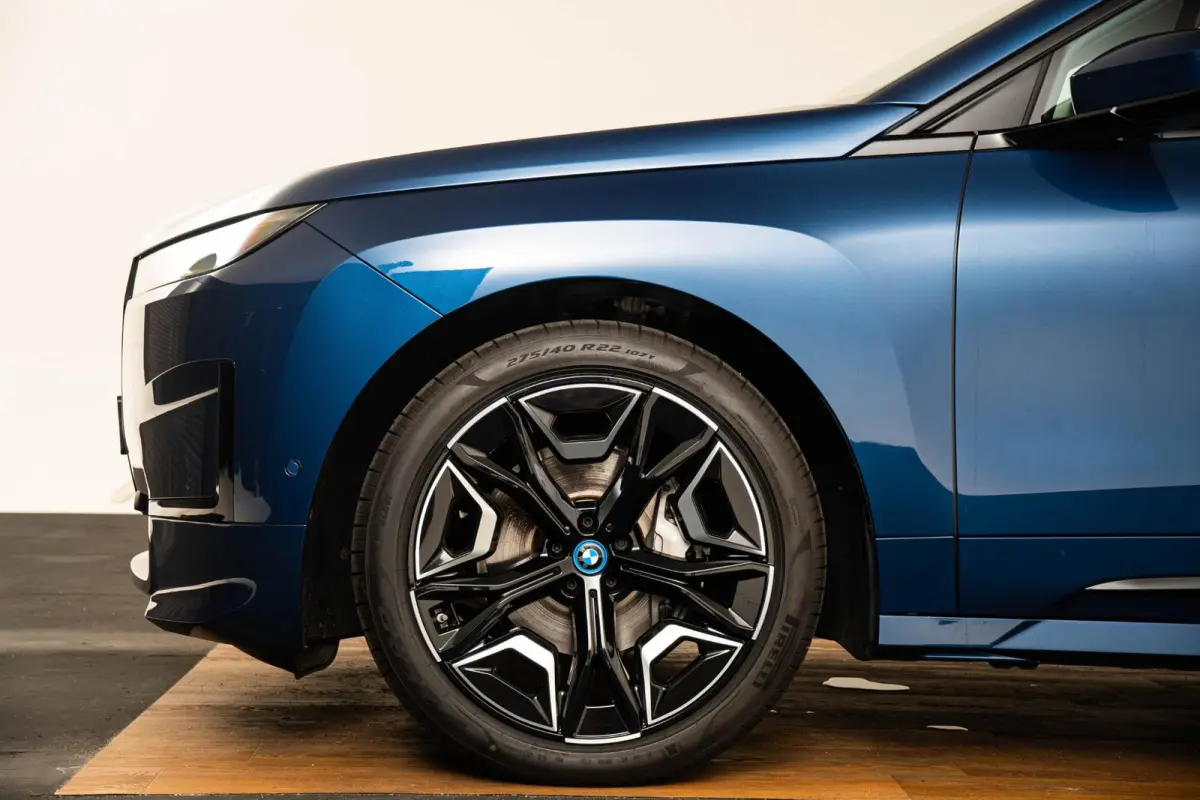 xDrive40 Excellence 77 kWh Trekhaak - Panoramadak - Driving Assistant Professional - Harman Kardon - Getinte Ruiten - Clear&Bold' kristalelementen - Warmte Comfortpakket voor en achter -