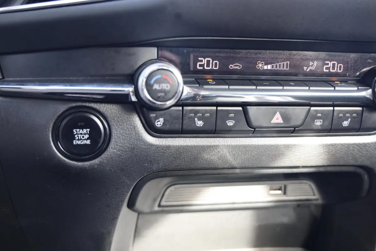 2.0 e-SkyActiv-X M Hybrid Comfort|Automaat!|Stoel/Stuurverwarming|Head-up display|Navi|Camera|