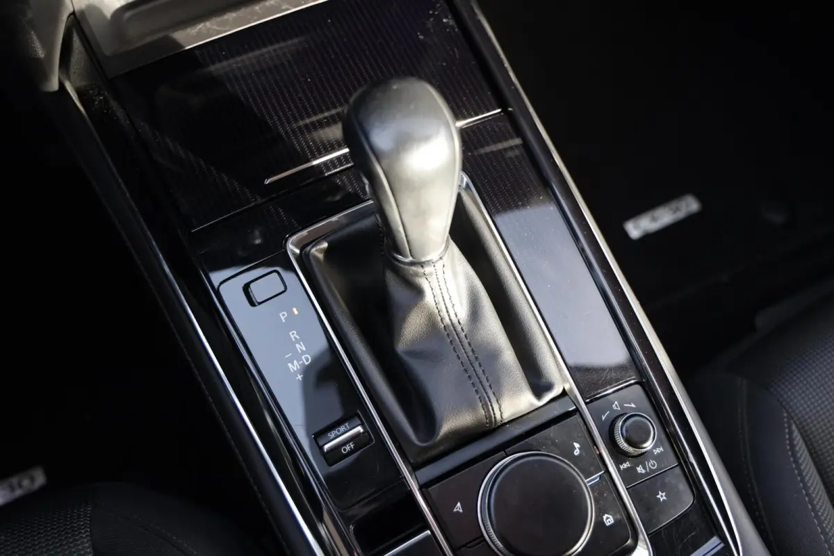 2.0 e-SkyActiv-X M Hybrid Comfort|Automaat!|Stoel/Stuurverwarming|Head-up display|Navi|Camera|