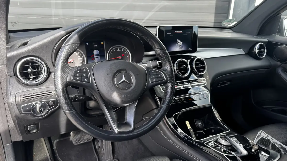 250 4MATIC Business Solution | Glazen Schuifdak Black line | electr Trekhaak | Leer