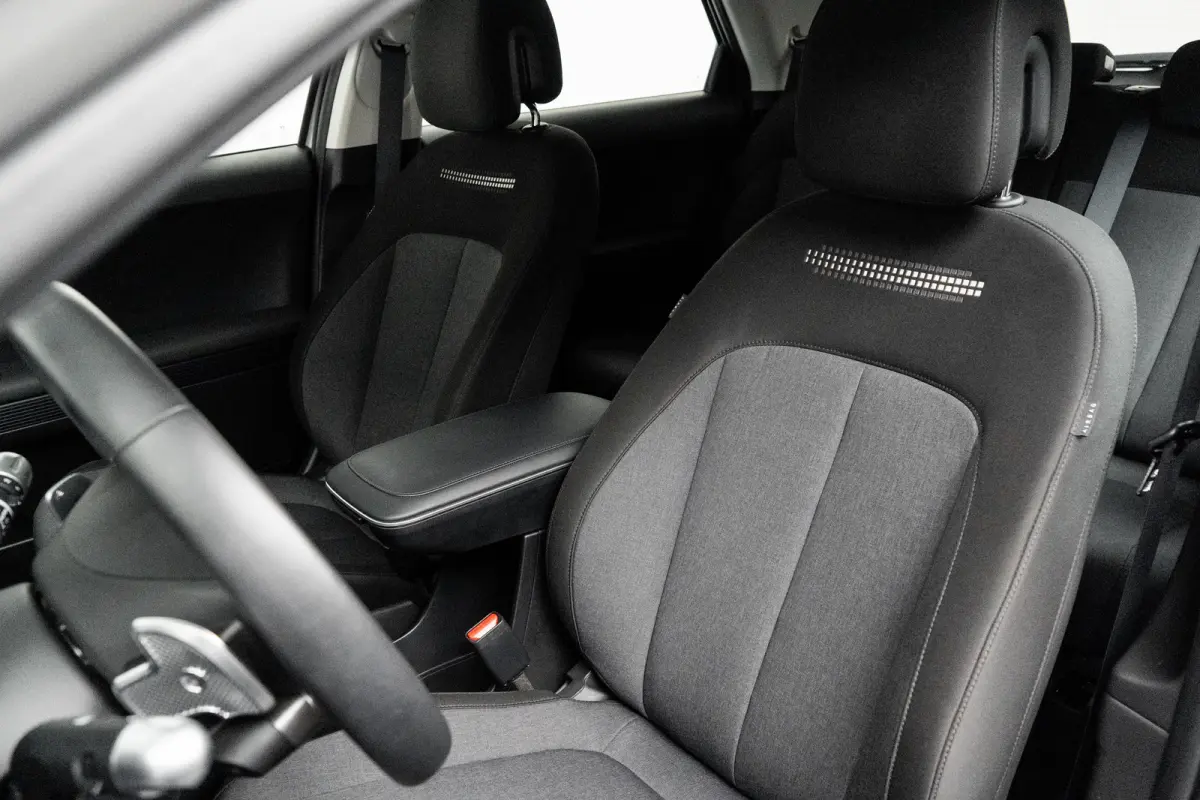 Standard Range Pure Edition 63 kWh / Warmtepomp / 63 kWh accupakket / Volledig elektrisch / Automaat / Adaptieve cruise control / Achteruitrijcamera / Parkeersensoren / Navigatiesysteem / Ap
