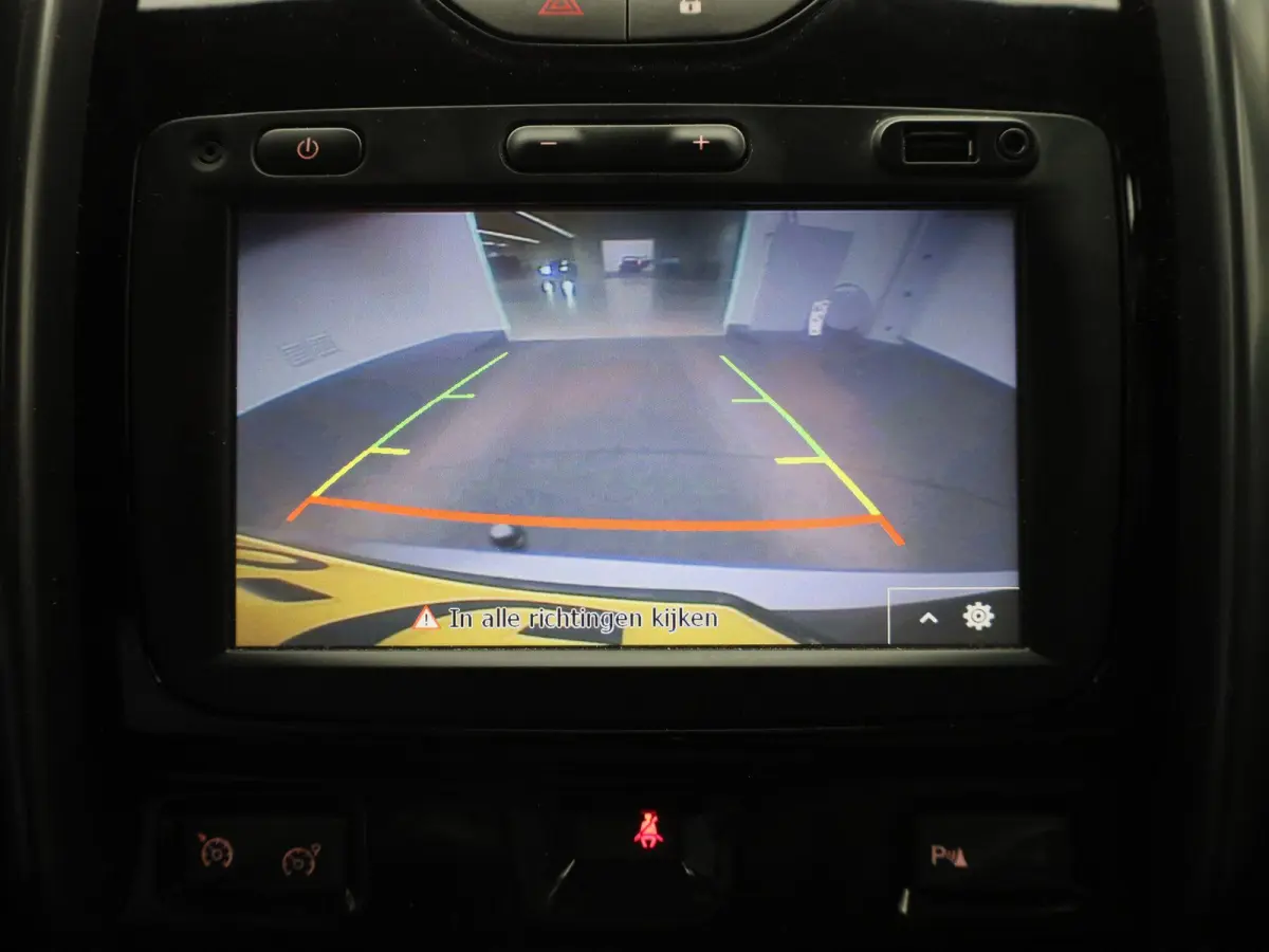 1.2 TCe 4x2 Blackshadow | Lederen Bekleding | Cruise Control | Achteruitrijcamera | Navigatie | Lichtmetalen Velgen |
