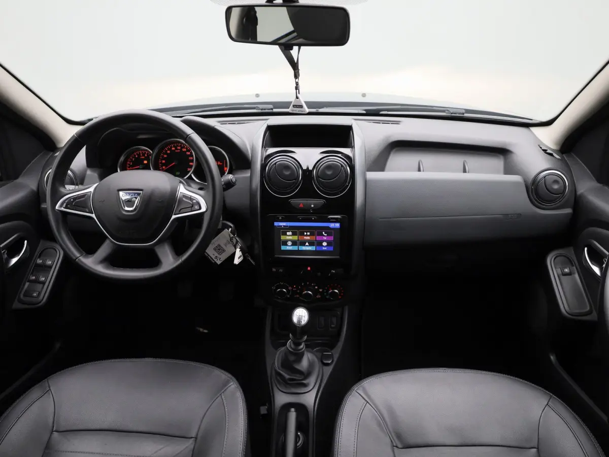 1.2 TCe 4x2 Blackshadow | Lederen Bekleding | Cruise Control | Achteruitrijcamera | Navigatie | Lichtmetalen Velgen |