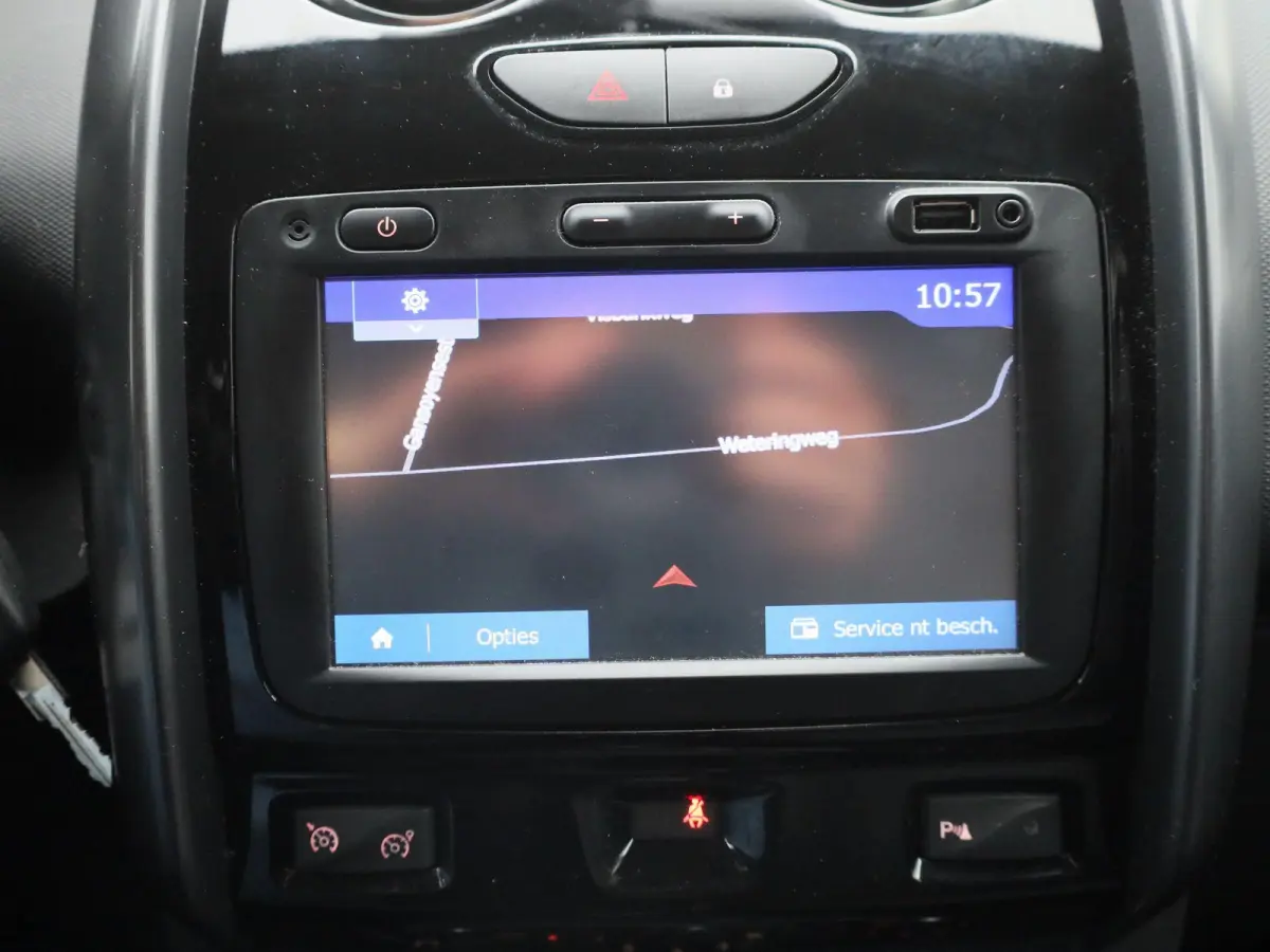 1.2 TCe 4x2 Blackshadow | Lederen Bekleding | Cruise Control | Achteruitrijcamera | Navigatie | Lichtmetalen Velgen |