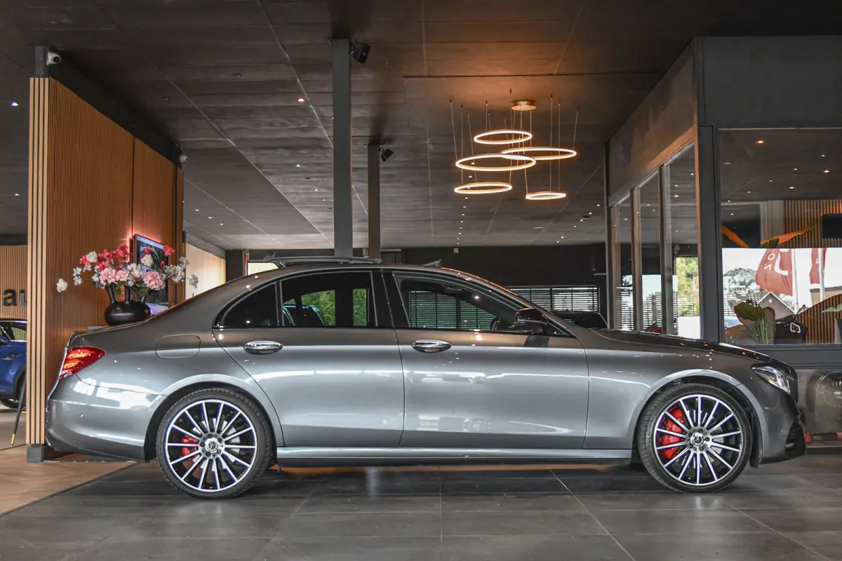 300 e AMG Night Ed, Luchtvering, Memory, Burmester, HUD, 360, Keyless, ACC!