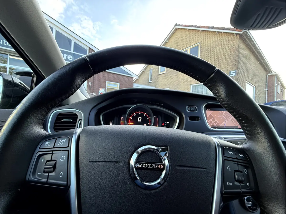 1.5 T3 Nordic+ Luxury Panoramadak, 18''Lmv, Trekhaak