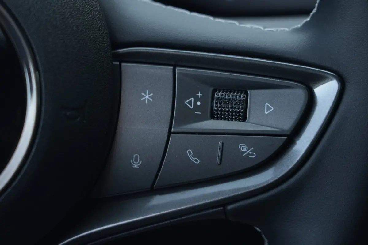 1.5 DM-i PHEV Comfort Lite | 212PK | Pano | HUD | 360° Camera | 18" | Keyless | Stoelventilatie | BYD SEAL 6 Touring 1.5 DM-i PHEV Comfort Lite 212 PK Plug-in Hybrid met 1.5 viercilinder, p