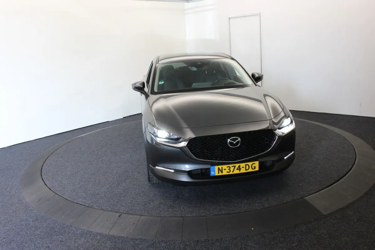 2.0 e-SkyActiv-X M Hybrid Luxury El aKlep+Stoel Bose Headup Vol leder Dodh