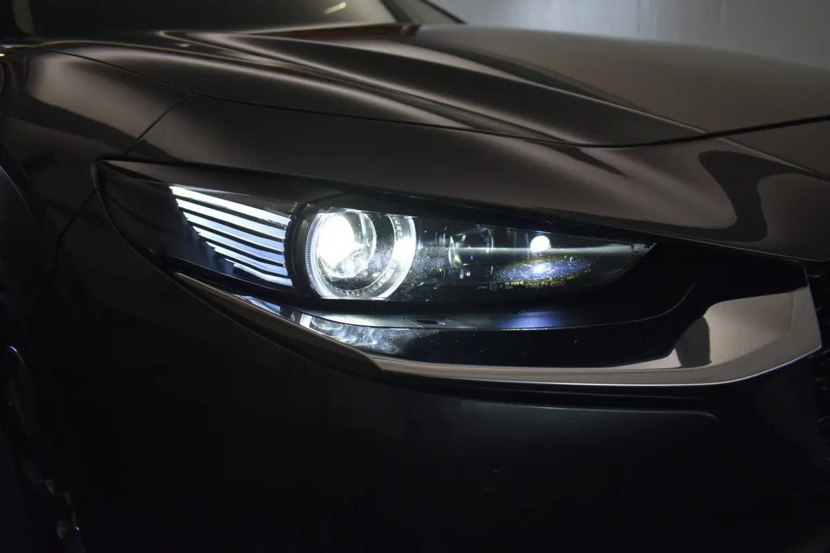 2.0 e-SkyActiv-X M Hybrid Luxury El aKlep+Stoel Bose Headup Vol leder Dodh