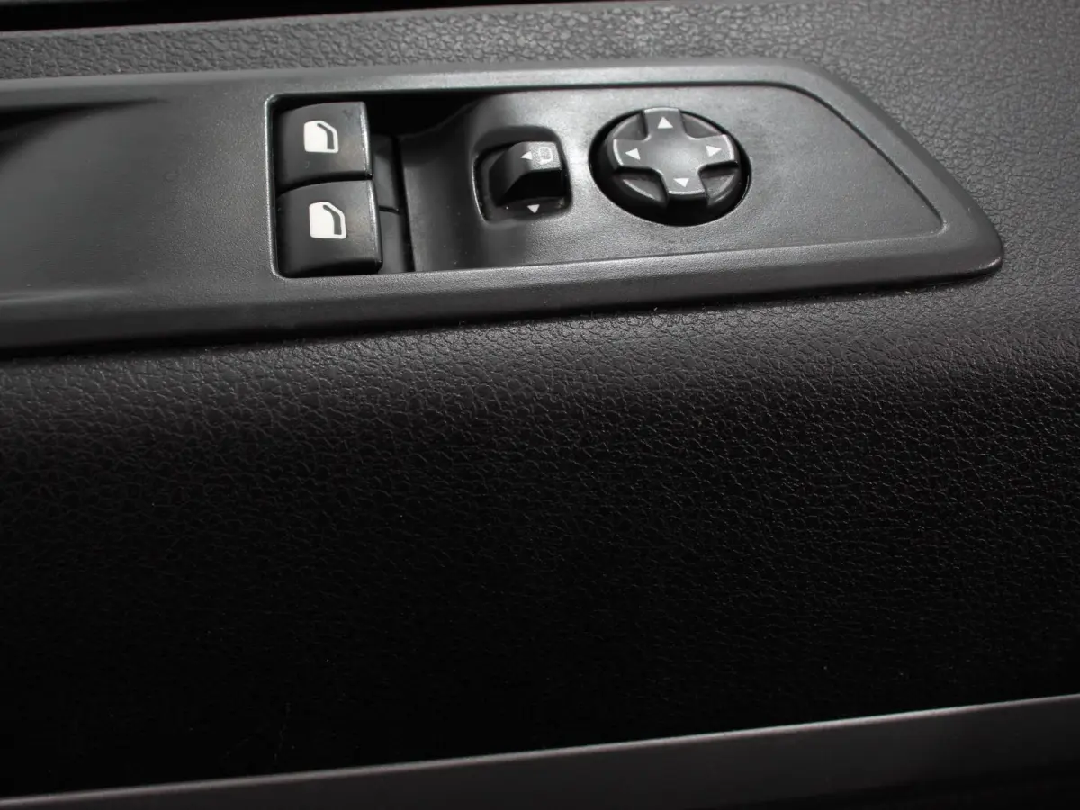 2.0 BlueHDI 180pk Automaat L3 Premium DC Navigatie Bluetooth Lichtmetalen Velgen Look pakket Airco Trekhaak