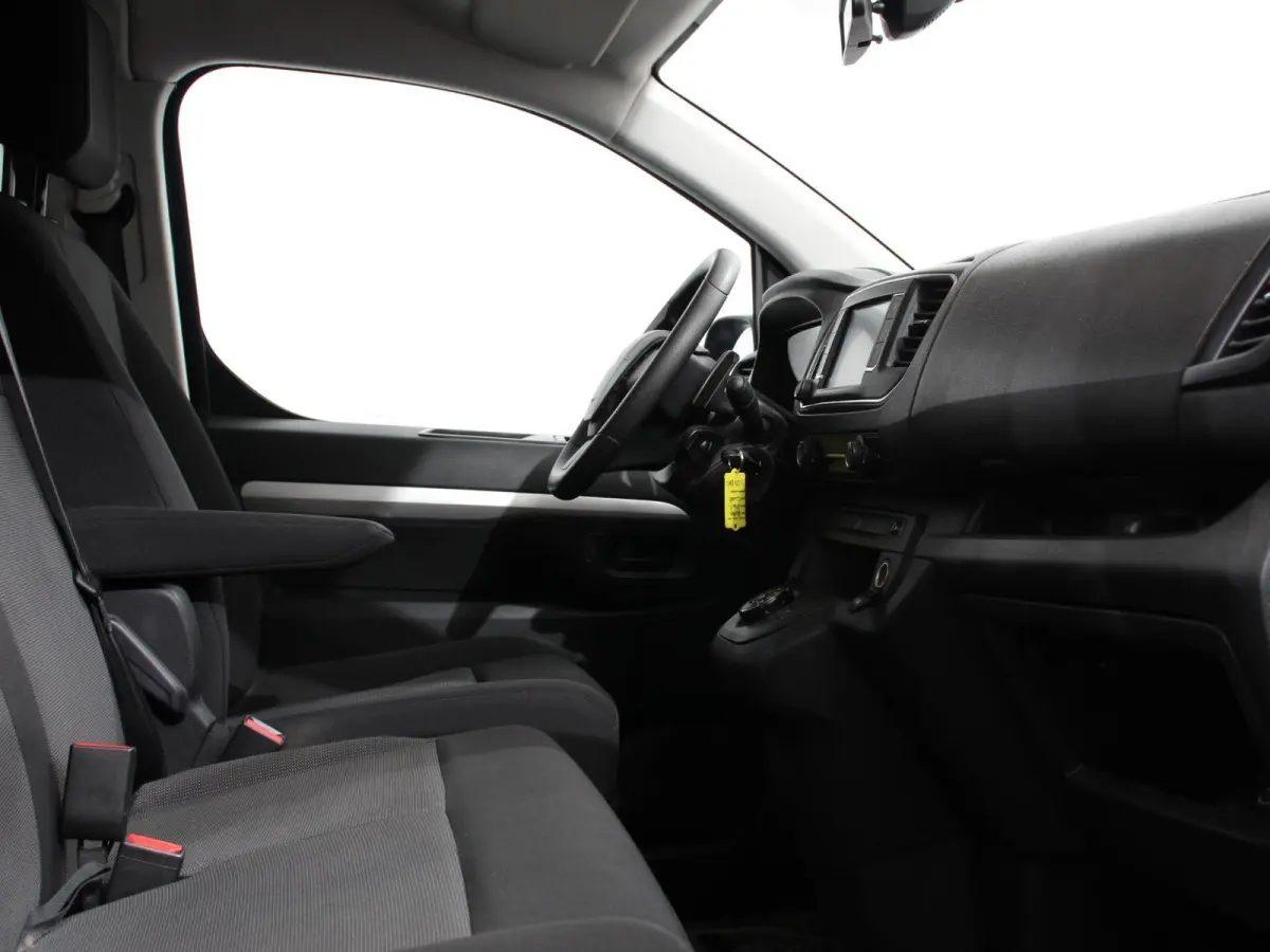 2.0 BlueHDI 180pk Automaat L3 Premium DC Navigatie Bluetooth Lichtmetalen Velgen Look pakket Airco Trekhaak