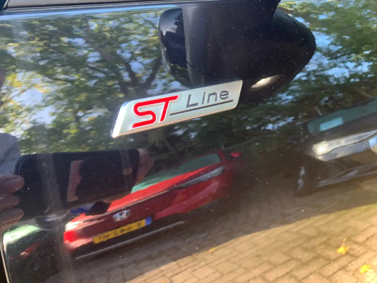 2.5 PHEV ST-Line X 225pk | Adaptive Cruise | Head-Up Display | Dodehoek Detectie | B&O Audio | 360 Camera