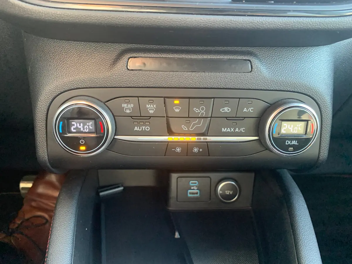 2.5 PHEV ST-Line X 225pk | Adaptive Cruise | Head-Up Display | Dodehoek Detectie | B&O Audio | 360 Camera