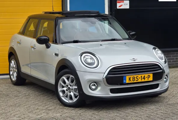 1.5 Cooper Business Edition / AUT / Cruise Control / Cognac Leder / Navi / Open Panoramadak / Led / Allu Velgen
