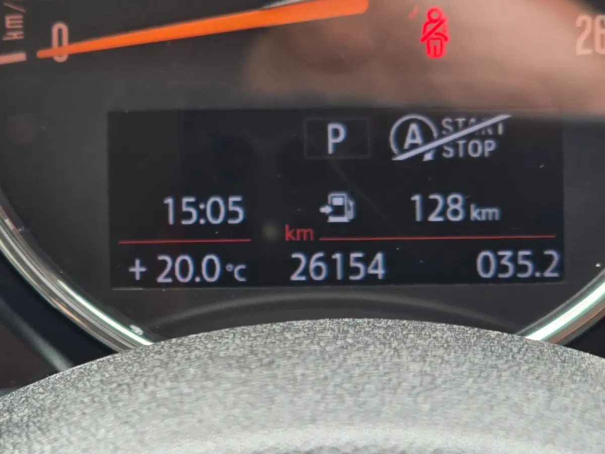 1.5 Cooper Business Edition / AUT / Cruise Control / Cognac Leder / Navi / Open Panoramadak / Led / Allu Velgen