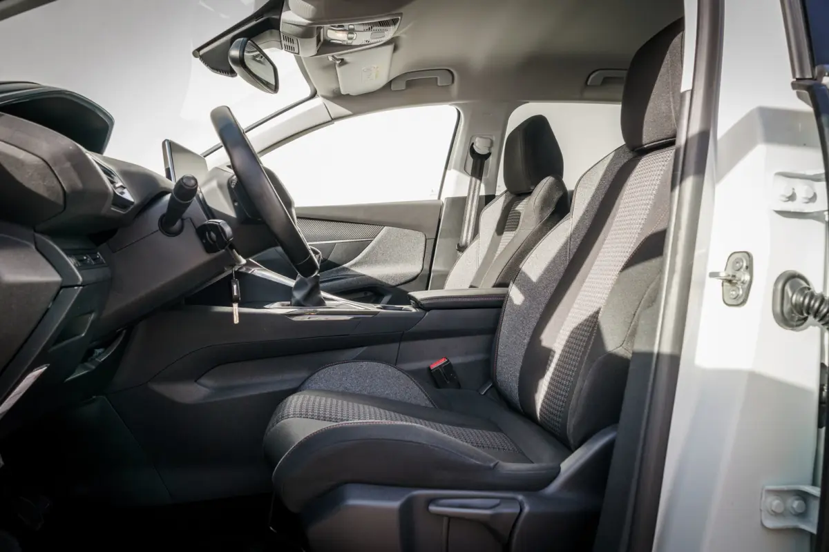 1.2 PureTech Executive | Trekhaak | 3D-I-Cockpit | Cruise Control | Carplay | Camera