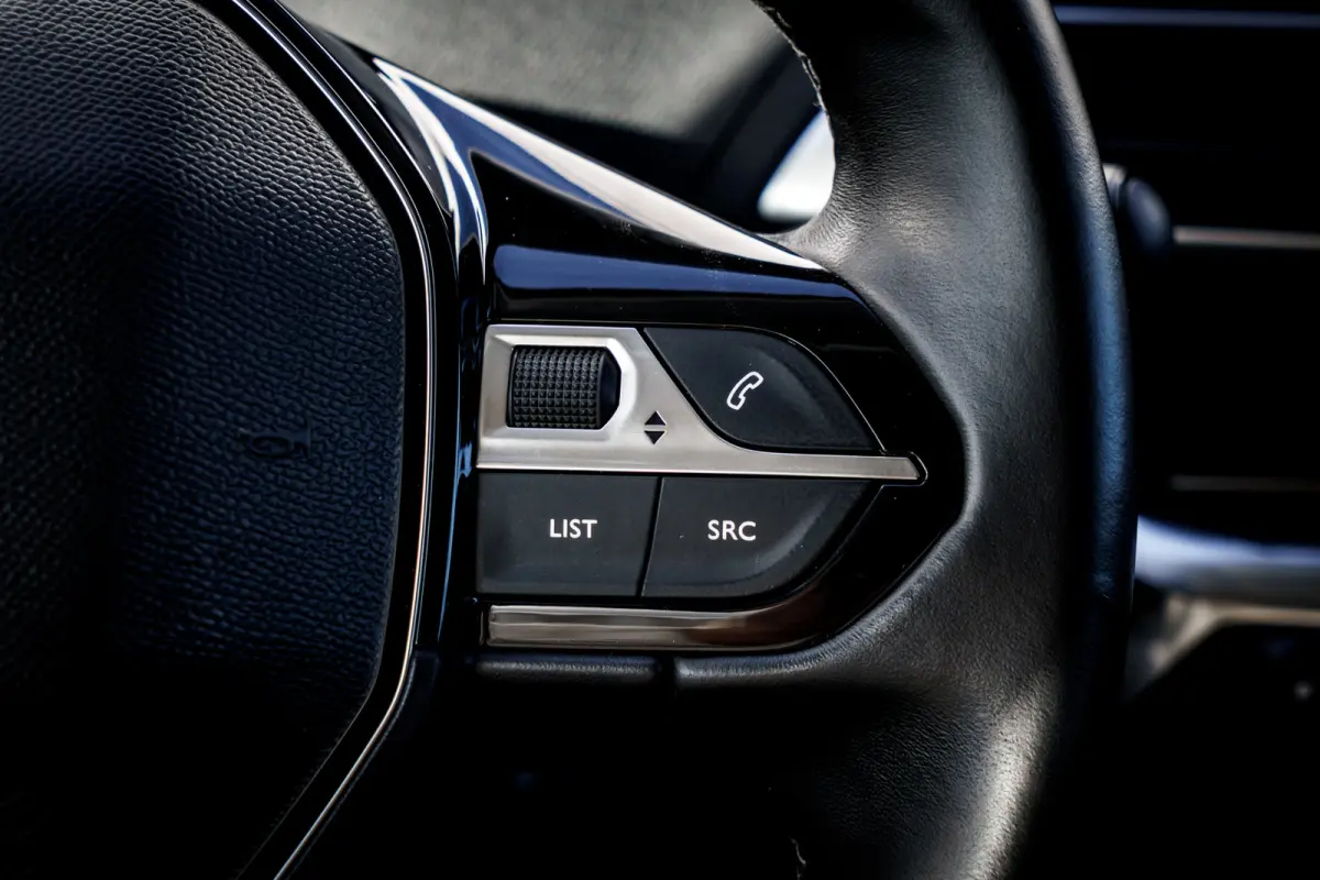 1.2 PureTech Executive | Trekhaak | 3D-I-Cockpit | Cruise Control | Carplay | Camera