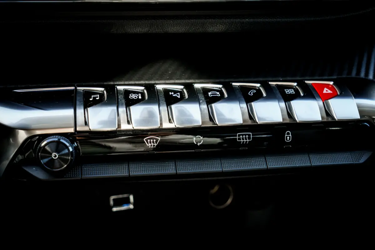 1.2 PureTech Executive | Trekhaak | 3D-I-Cockpit | Cruise Control | Carplay | Camera