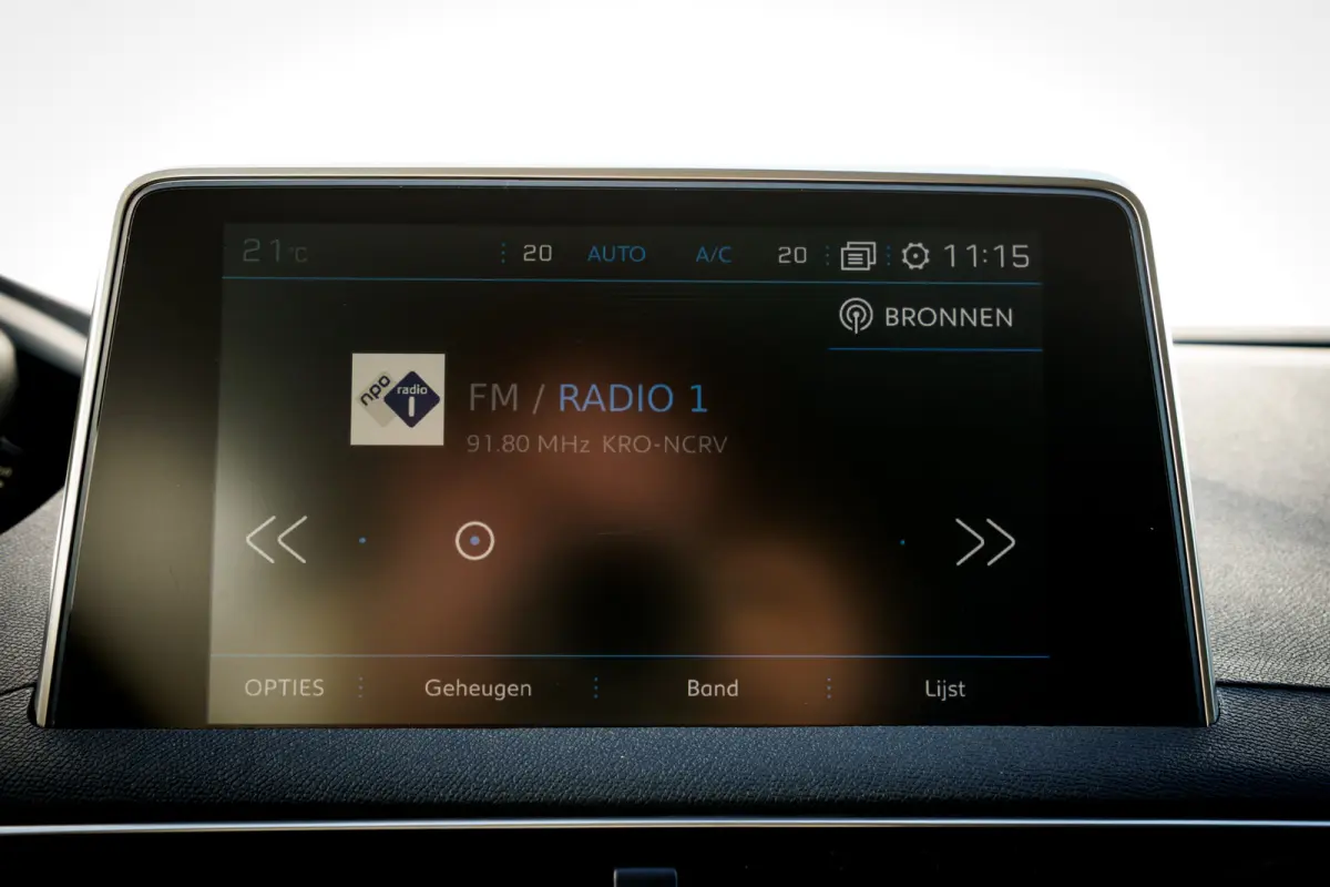 1.2 PureTech Executive | Trekhaak | 3D-I-Cockpit | Cruise Control | Carplay | Camera