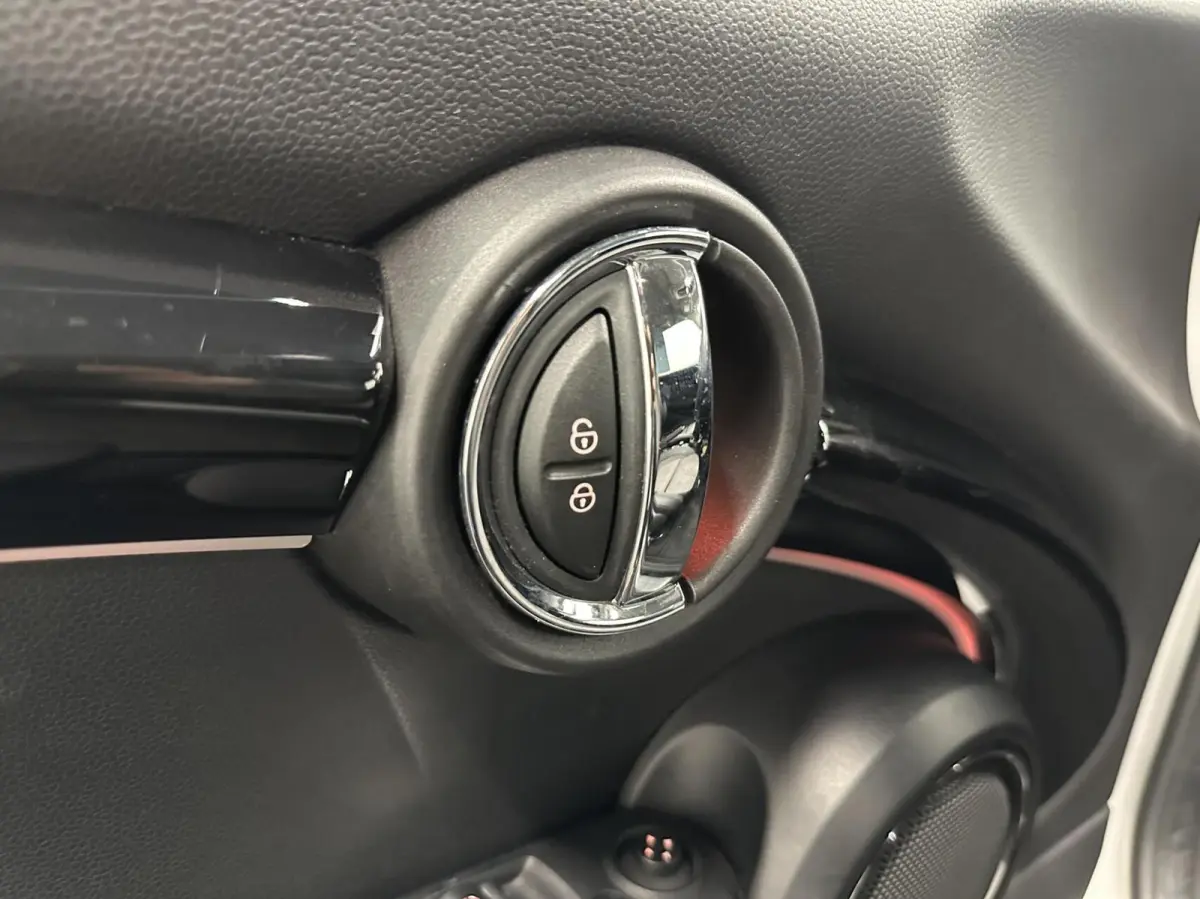 1.5 Cooper Business Edition|Carplay|Navi|Airco|Cruise|NAP|